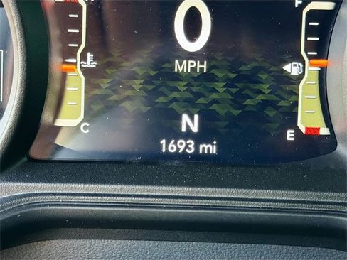 Used 2025 Jeep Wrangler Rubicon image 37