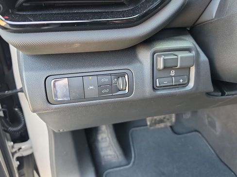 New 2026 Chevrolet Silverado EV Trail Boss w/ Premium Package AWD/4WD image 20