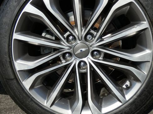 Used 2015 Hyundai Genesis 3.8 w/ Option Group 04 image 21