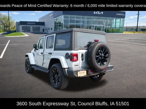 Used 2023 Jeep Wrangler Unlimited Sahara w/ Cold Weather Group AWD/4WD image 3