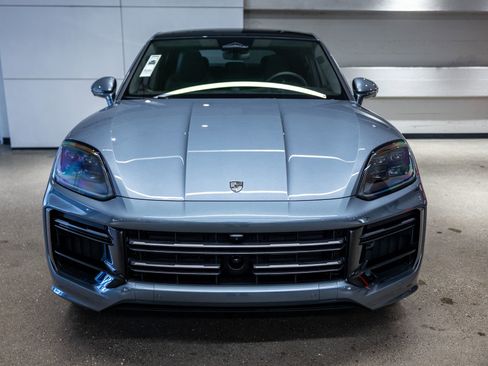 New 2026 Porsche Cayenne Turbo image 12