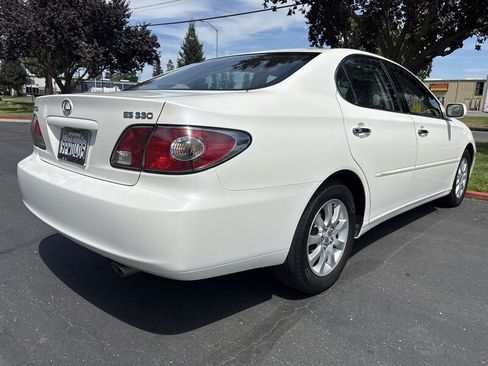 Used 2004 Lexus ES 330 FWD image 11