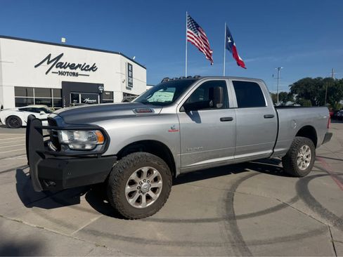 Used 2019 RAM 2500 Tradesman AWD/4WD image 1