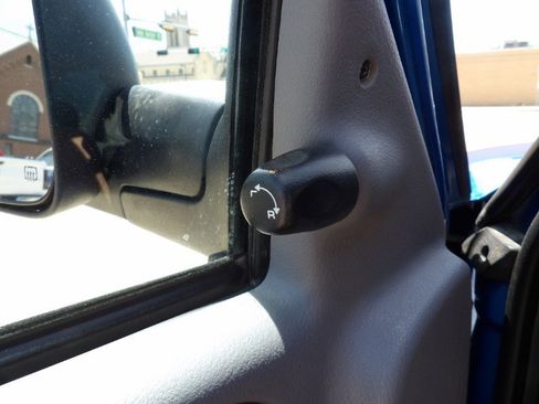 Used 1999 Dodge Ram 3500 Truck SLT image 8