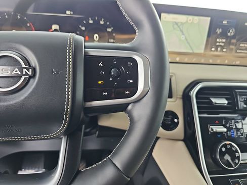 Used 2025 Nissan Armada Platinum Reserve RWD image 24
