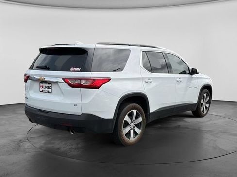 Used 2020 Chevrolet Traverse LT w/ LT Premium Package FWD image 10