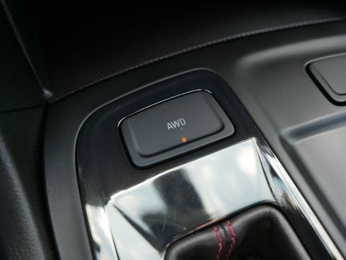 Used 2022 Chevrolet Equinox RS AWD/4WD image 26