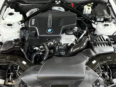 Used 2012 BMW Z4 sDrive28i image 24