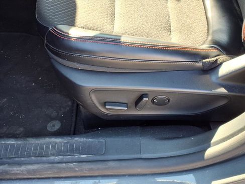 Used 2025 Ford Escape ST-Line image 17