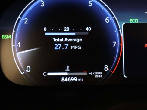 Used 2023 Toyota RAV4 Limited image 8