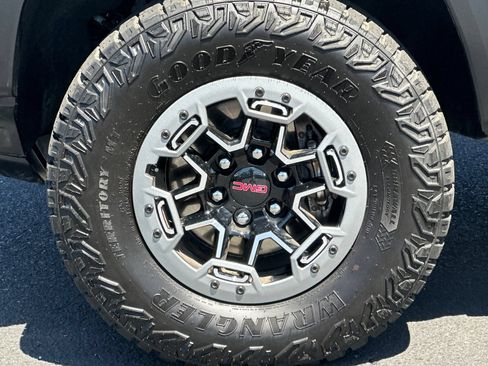 Used 2023 GMC Canyon AT4X w/ Edition 1 AWD/4WD image 44