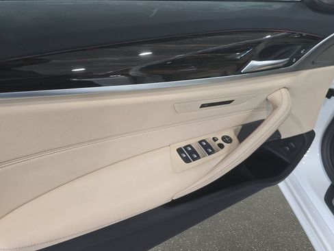 Certified 2023 BMW 530i w/ Premium Package RWD image 24