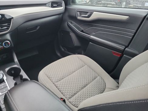Certified 2022 Ford Escape SE w/ Convenience Package image 15