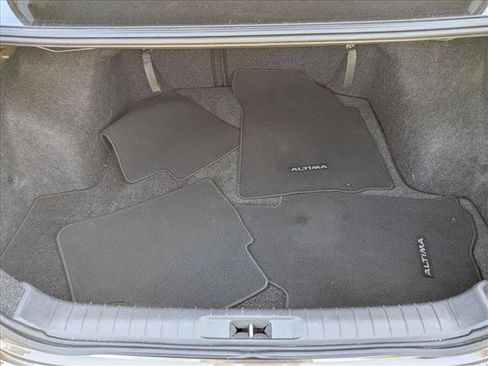 Used 2016 Nissan Altima 2.5 SV FWD image 6