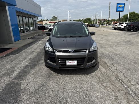 Used 2015 Ford Escape Titanium FWD image 3