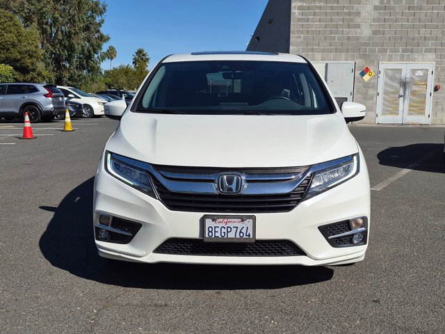 Used 2018 Honda Odyssey Elite image 2