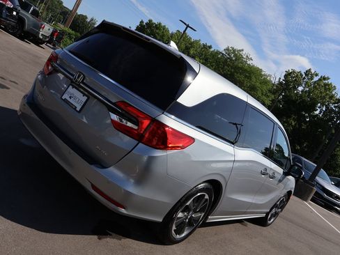 Certified 2024 Honda Odyssey Elite image 7