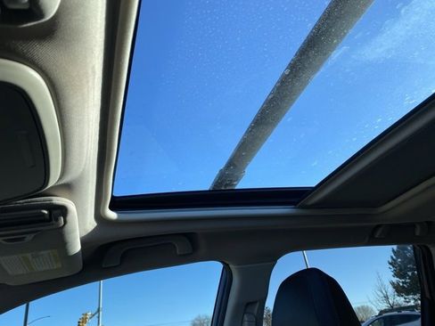 Used 2019 Subaru Forester Limited image 23