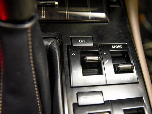 Used 2020 Lexus GX 460 Luxury w/ Luxury Sport Package image 30