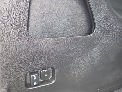 Used 2024 Ford Edge Titanium AWD/4WD image 10