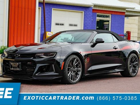 Used 2022 Chevrolet Camaro ZL1 RWD image 1
