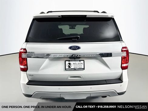 Used 2020 Ford Expedition XLT w/ Equipment Group 202A RWD image 6