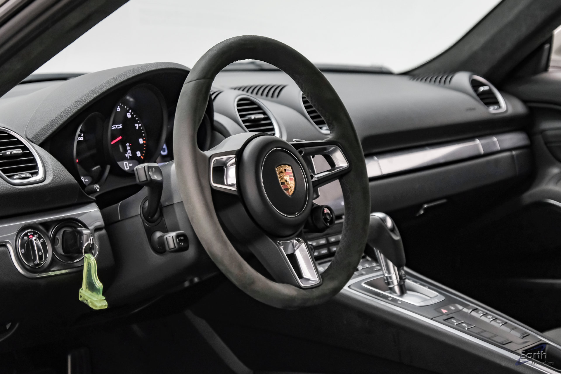 Used 2023 Porsche 718 Cayman GTS RWD image 42
