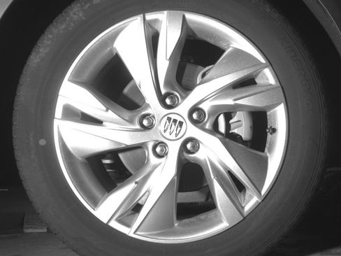 Used 2025 Buick Encore GX Preferred image 13