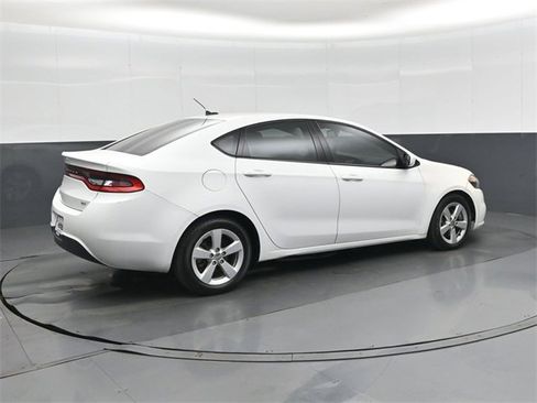Used 2015 Dodge Dart SXT image 3