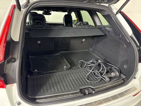 Used 2024 Volvo XC60 T8 Polestar w/ Protection Package Premier image 38