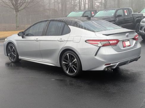 Used 2019 Toyota Camry XSE image 6