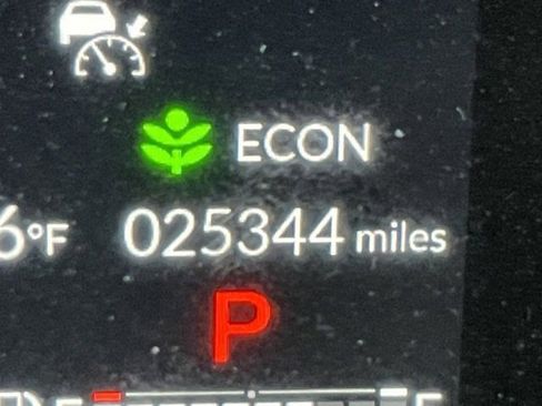 Used 2024 Honda CR-V LX image 8
