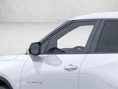 New 2026 Chevrolet Blazer LT FWD image 12