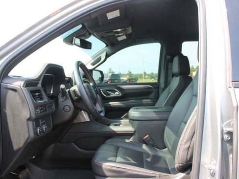 Used 2023 Chevrolet Tahoe RST w/ Luxury Package RWD image 19