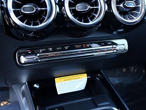 New 2026 Mercedes-Benz GLB 250 4MATIC image 45