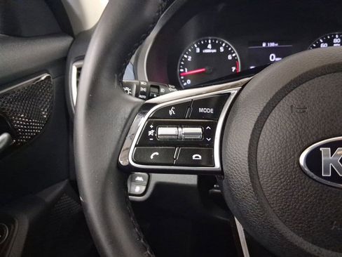 Used 2021 Kia Seltos S FWD image 22