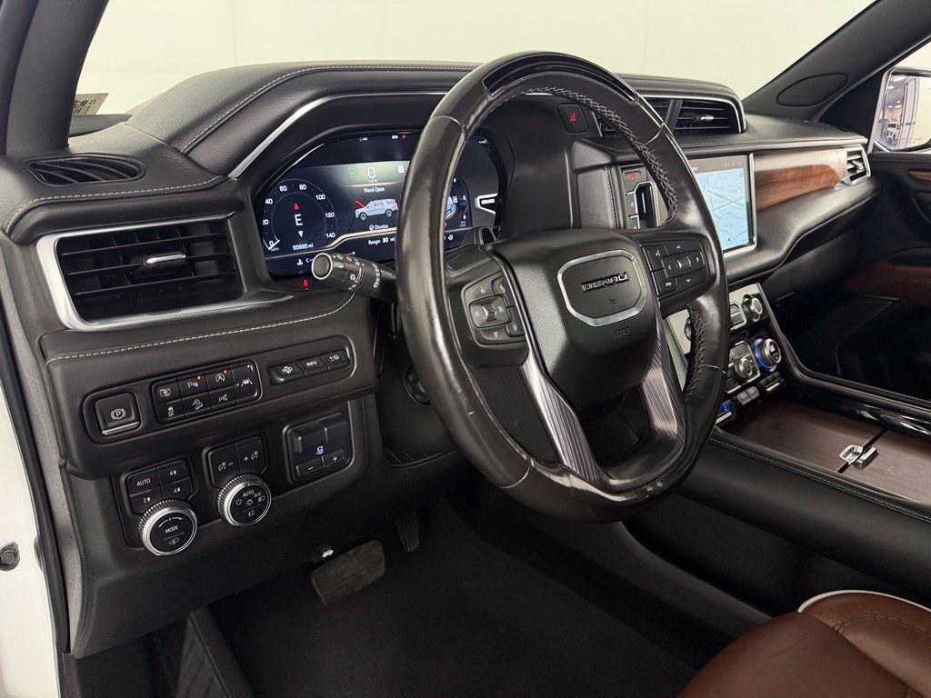Used 2023 GMC Yukon Denali Ultimate AWD/4WD image 23