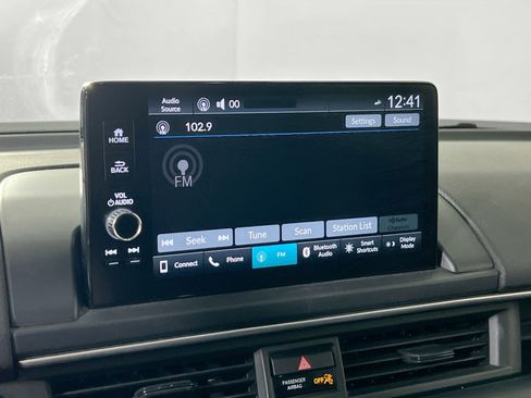 Used 2023 Honda Pilot Touring image 15