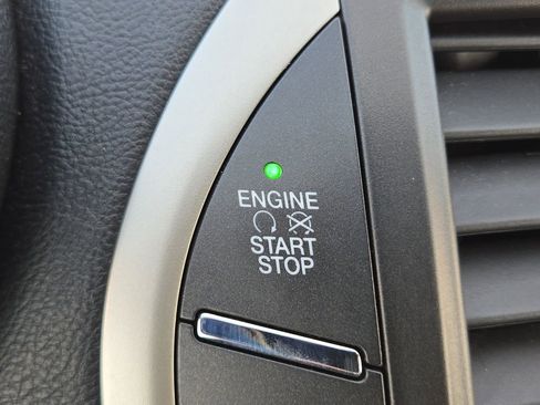 Used 2018 Lincoln MKC Select w/ Select Plus Package image 25