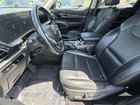 Certified 2023 Kia Telluride S FWD image 14