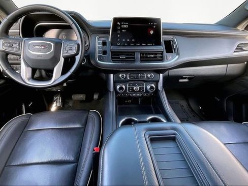 Used 2023 GMC Yukon SLT image 7