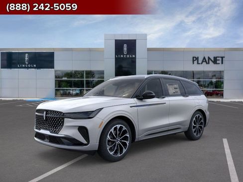 New 2026 Lincoln Nautilus Reserve image 1