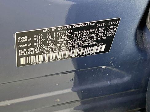 Used 2023 Subaru Ascent Premium w/ Convenience Package AWD/4WD image 31