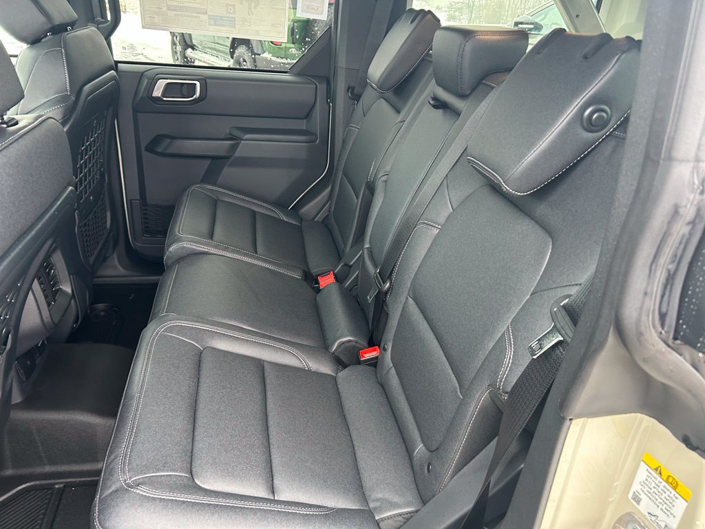 Used 2025 Ford Bronco Big Bend AWD/4WD image 11