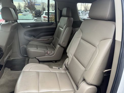 Used 2017 Chevrolet Suburban Premier image 32