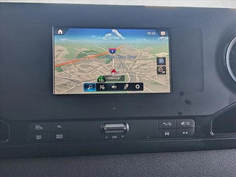 Used 2023 Mercedes-Benz Sprinter 1500 image 13