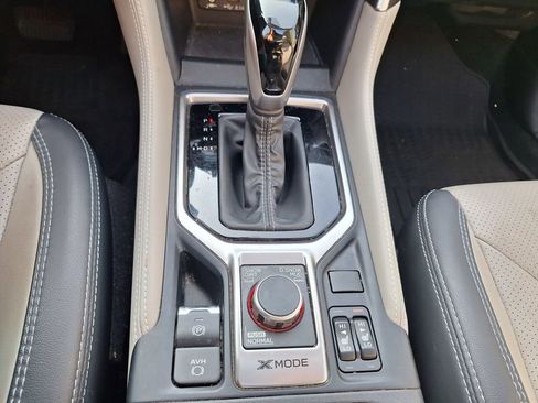 Used 2021 Subaru Forester Limited image 17