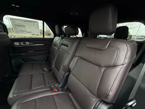 New 2026 Ford Explorer Platinum AWD/4WD image 27