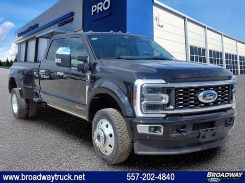 New 2026 Ford F450 Platinum w/ Platinum Plus Package AWD/4WD image 1