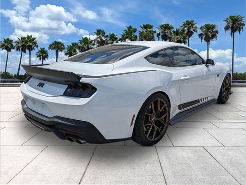Used 2025 Ford Mustang GT Premium w/ GT Performance Package RWD image 8